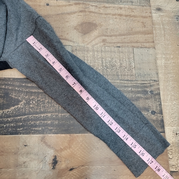 1X Lisa Todd Heart Geometric Sweater Colorblock - Picture 5 of 5